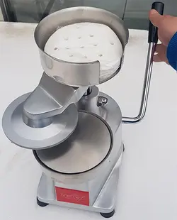 همبرگر زن نیمه اتومات