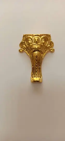 پایه ظروف طرح طاووس