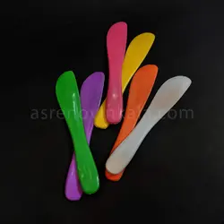 اسپاتول همزن گچ پلاستیکی
