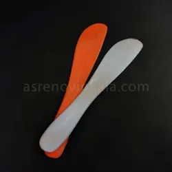 اسپاتول همزن گچ پلاستیکی