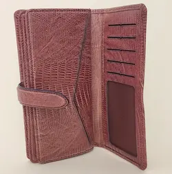 کیف پول زنانه بنددار با چرم طبیعی طرح لیزارد