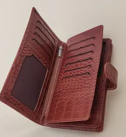 کیف پول مردانه چرم‌طبیعی طرح کروکو آوست