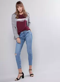 تیشرت یقه گرد زنانه آستین کوتاه تزیین شده با پولک سایز 44-46 برند مکس