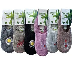 پاپوش پشمي رنگي دورکش چين دار گلدوزی شده