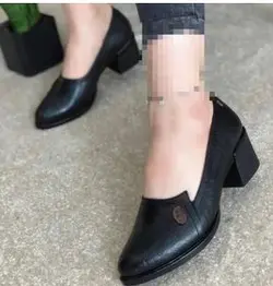 کفش زنانه طبی کفش اداری راحتی پاشنه ۵ سانت زیرهpu