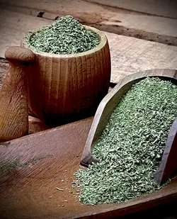 شنبلیله خشک خانگی