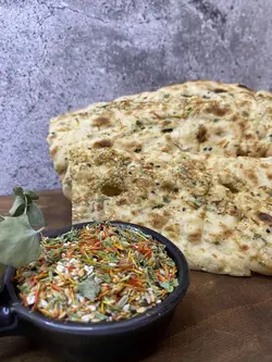 چاشنی مخصوص نان
