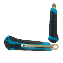 کاتر دسته پلاستیکی