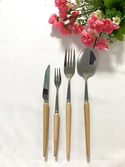 سرویس کامل قاشق و چنگال دسته چوبی 6 نفره