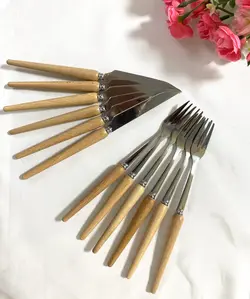 سرویس کامل قاشق و چنگال دسته چوبی 6 نفره