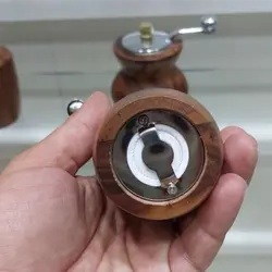 نمک ساب و فلفل ساب چوبی رنگ مشکی در تیره در سه سایز