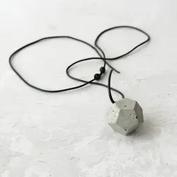 گردن آویز توپ