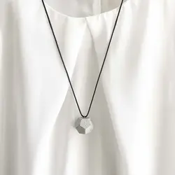 گردن آویز توپ