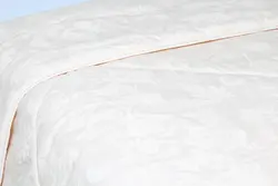 لحاف تک بزرگسال دو نفره 180 بروجرد طرح مات وایت رنگ کرم