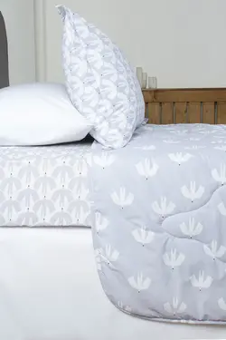 ست لحاف بزرگسال یک نفره سه تکه 90 بروجرد طرح آلباتروس1 رنگ 01