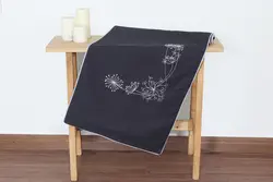 رانر گلدوزی بروجرد طرح قاصدک مستطیلی رنگ زغالی