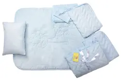 ست لحاف کودک و نوزادی هفت تکه بروجرد طرح زرافه گلدوزی رنگ آبی آسمانی