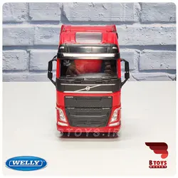 ماکت کشنده فلزی تریلی ولوو fh500 دو محور قرمز(VOLVO FH500 welly)