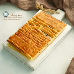 اشترودل پنیر و گردو
