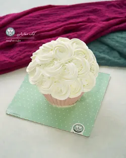 کیک روزانه با طرح پروانه 3