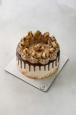 کیک روزانه بادوم