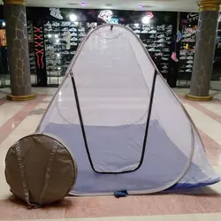 پشه بنده مسافرتی ۴نفره کف اسپاند                ازاین محصول می توان درتراس،حیاط خلوط،حیاط منزل پشت بام و آفرود استفاده کرد