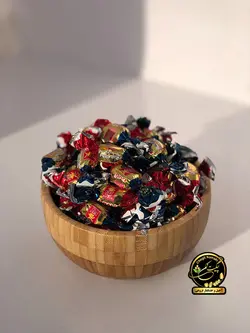 شکلات مغزدار فندقی آنالی (آبنباتی)