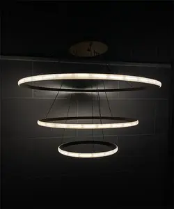 لوستر آویز مدرن ام کی لایتینگ سه حلقه بدنه مشکی + ریموت کد M1010