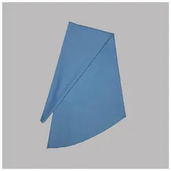 مقنعه آبی روشن