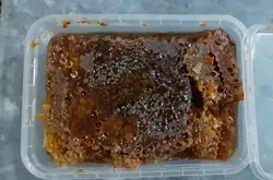 عسل  طبیعی زاگرس همراه با موم