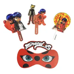 تصویر و تاپر کیک دختر کفشدوزکی