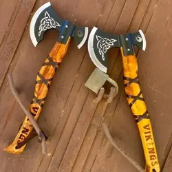 تبر وایکینگی به طول 50 سانت تیغه فولادی دسته چوب جنگلی