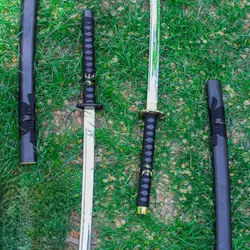 شمشیر کاتانا در ۳ طرح مختلف