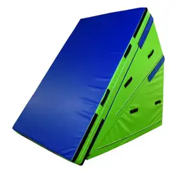 دیوار شیبدار ژیمناستیک