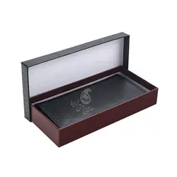 کیف دسته چک در جعبه هاردباکس