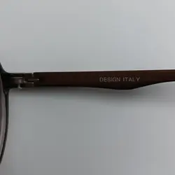 عینک طبی اِست