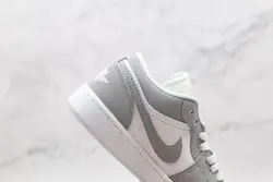 نایک ایر جردن وان لو ولف گری  Nike Air Jordan 1 Low Wolf Grey