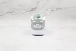 نایک ایر جردن وان لو ولف گری  Nike Air Jordan 1 Low Wolf Grey
