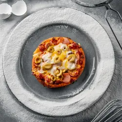 مینی پیتزا سوسیس گیاهی