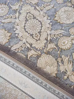 فرش افشان بنفشه زمینه نقره ای