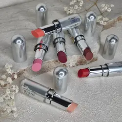 بالم لب رنگی حاوی شی باتر کیکو میلانو Colored Lip Balm