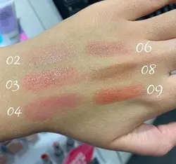 بالم لب رنگی حاوی شی باتر کیکو میلانو Colored Lip Balm