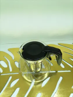 قوری پیرکس صافی دار دسته لاکی