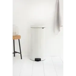 سطل زباله نیو آیکن پدالی 30 لیتر سفید برابانتیا