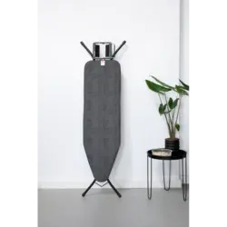 میز اتو مشکی طرح لی مشکی برابانتیا