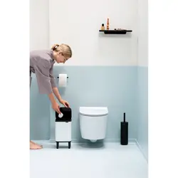 سطل زباله بو تاچ بین بلند 4 لیتر سفید برابانتیا