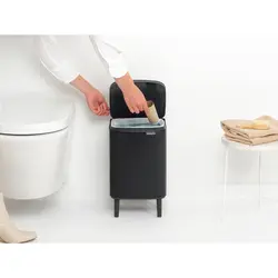 سطل زباله بو تاچ بین بلند 7 لیتر مشکی مات برابانتیا