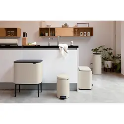 سطل زباله بو پدال بین 36 لیتر بژ برابانتیا