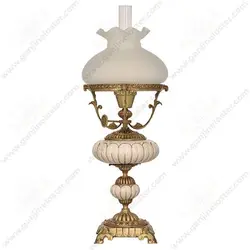 آباژور رومیزی مدل چینی راه راه آنتیک سفید با گرد سوز