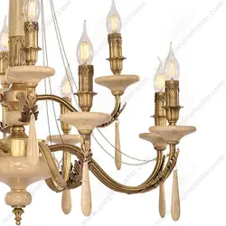 لوستر کلاسیک 12 شاخه آنتیک مدل رویال با سنگ و آویز کرم